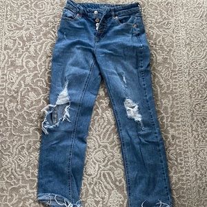 WILD FABLE HIGH RISE STRAIGHT DISTRESSED JEANS